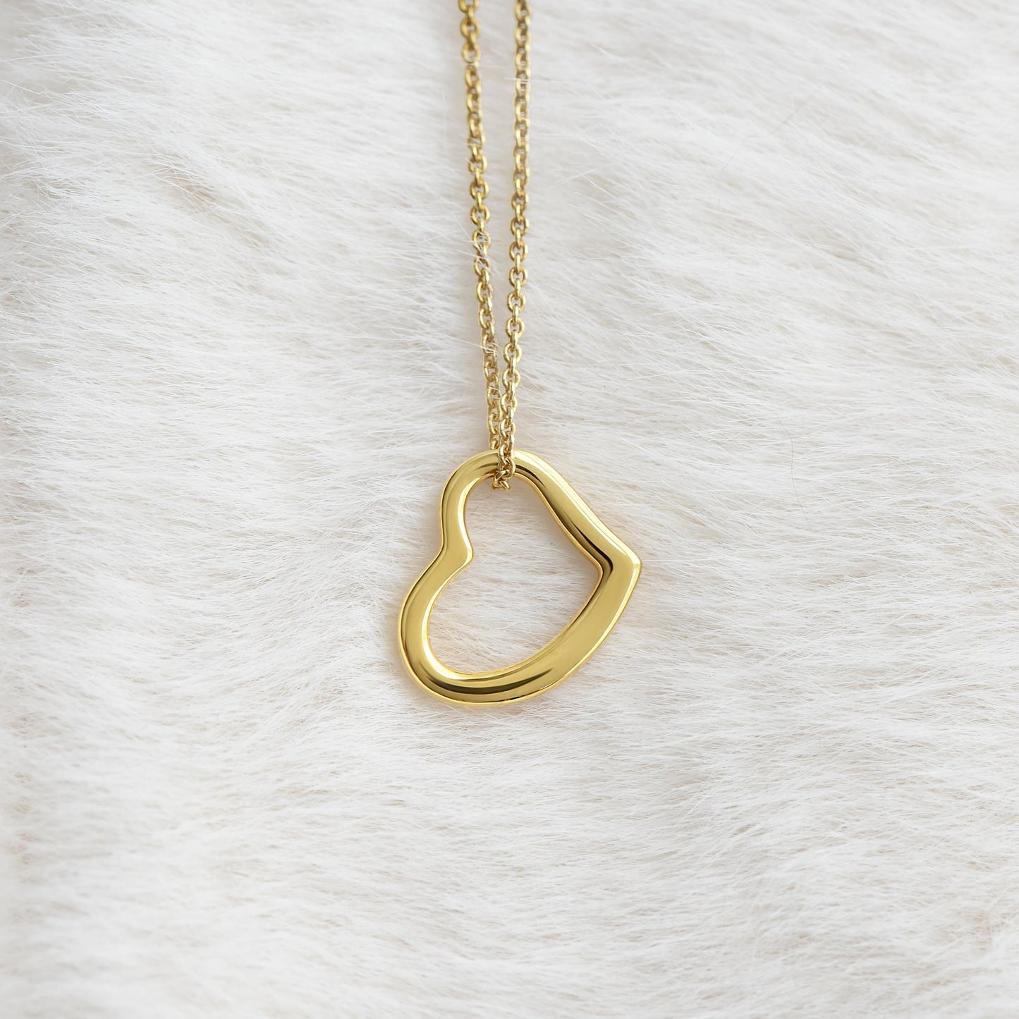 Victoria™ Necklace Elegance