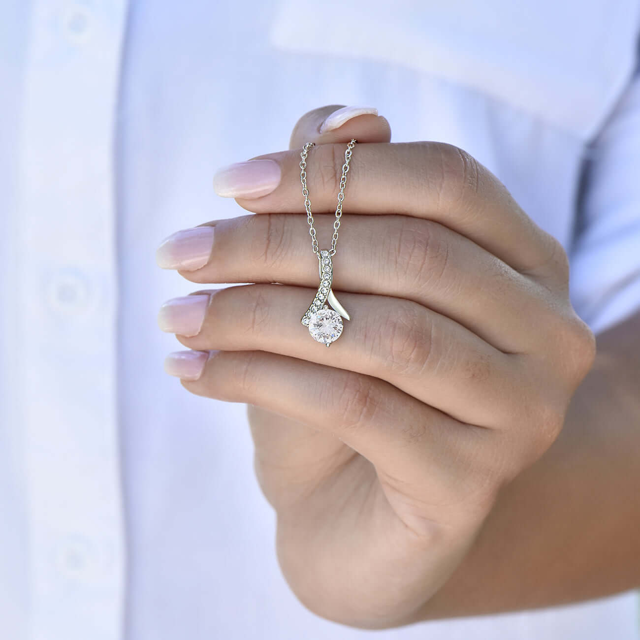 Bella™ love Necklace